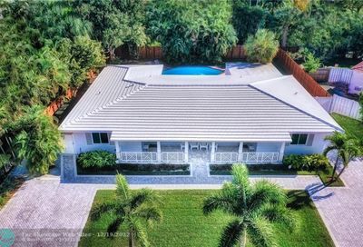 2516-2518 NE 12th St Fort Lauderdale FL 33304