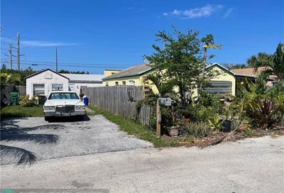 154 W 18th St Riviera Beach FL 33404