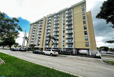2020 NE 135th St North Miami FL 33181