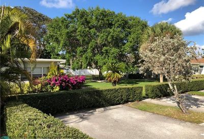 237-239 NE 11th St Delray Beach FL 33444