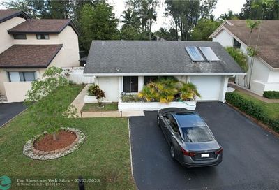 8271 SW 39th Ct Davie FL 33328