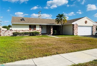 460 Fairfax Ave Davie FL 33325