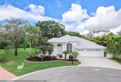 9745 NW 63rd Pl Parkland FL 33076