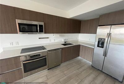 1600 SW 1st Ave Miami FL 33129
