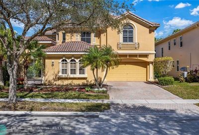 11805 NW 78th Pl Parkland FL 33076
