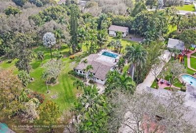 14300 SW 20th St Davie FL 33325