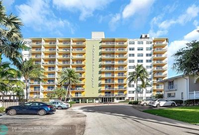 2900 NE 30th St Fort Lauderdale FL 33306
