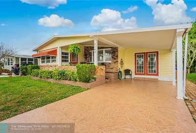 5162 NW 1st Ave Deerfield Beach FL 33064
