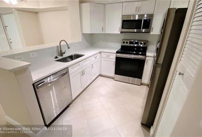 7912 Sonoma Springs Cir Lake Worth Beach FL 33463