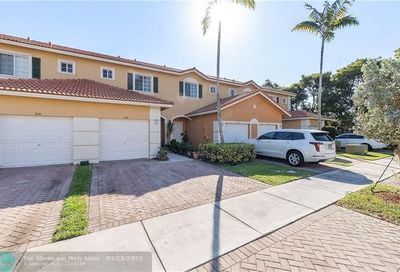 640 Princess Dr Margate FL 33068