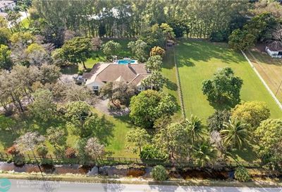 6899 NW 87th Ave Parkland FL 33067