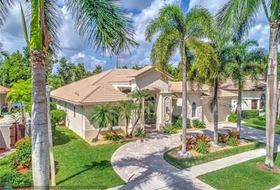11065 Canary Island Court Plantation FL 33324
