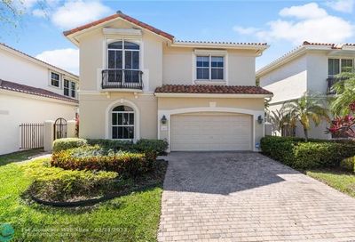 1436 Breakwater Ter Hollywood Fl 33019