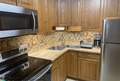 9 NE 19th Ct Wilton Manors FL 33305