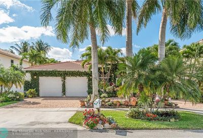 384 Rosewood Cir Boca Raton FL 33487
