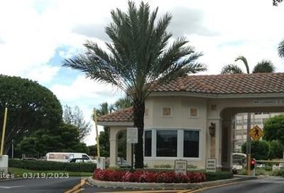 1000 Saint Charles Pl Pembroke Pines FL 33026