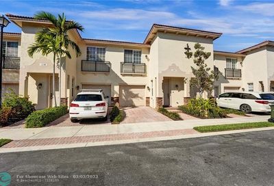 123 S Longport Cir Delray Beach FL 33444