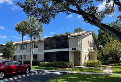 411 Gardens Dr Pompano Beach FL 33069