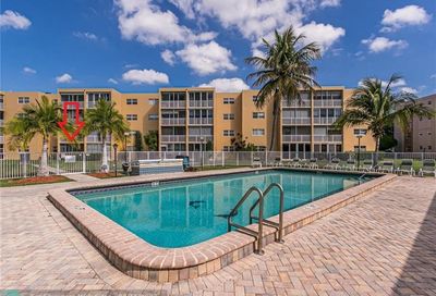 202 SE 10th St Dania Beach FL 33004