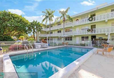1900 NE 8th Ct Fort Lauderdale FL 33304
