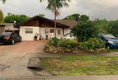 5400 NE 2nd Ave Oakland Park FL 33334