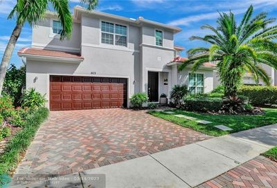 4424 E Whitewater Av Weston FL 33332
