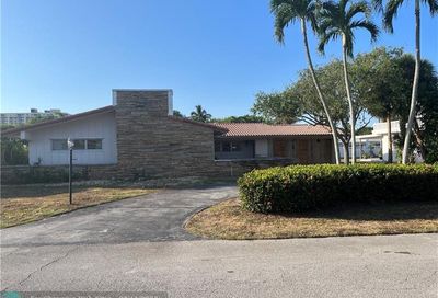 4 Tahoe Lane Sea Ranch Lakes FL 33308