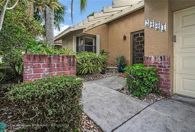 2441 Ginger Ave Coconut Creek FL 33063