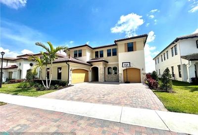 9160 W Parkland Bay Trail Parkland FL 33076