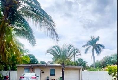 308 NE 8th Ct Pompano Beach FL 33060