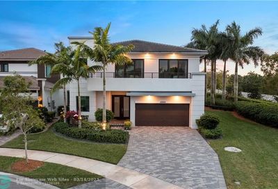 10990 Vista Ter Parkland FL 33076