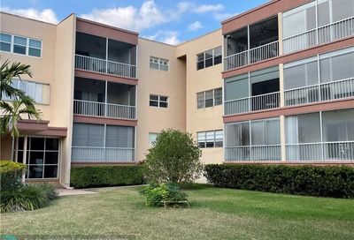 6751 Cypress Rd Plantation FL 33317