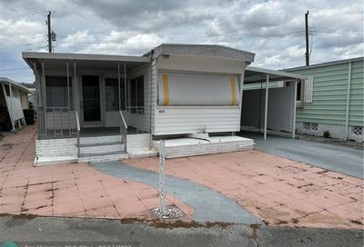 8525 SW 16th Pl Davie FL 33324