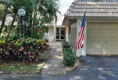 931 Cypress Grove Dr Pompano Beach FL 33069