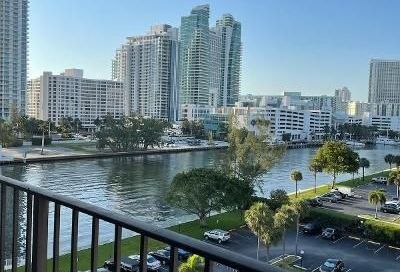 800 Parkview Dr Hallandale Beach FL 33009