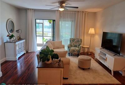 128 S Cypress Rd Pompano Beach FL 33060