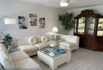 2034 Swansea B Deerfield Beach FL 33442