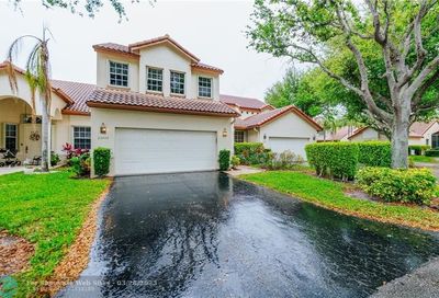23449 Water Cir Boca Raton FL 33486