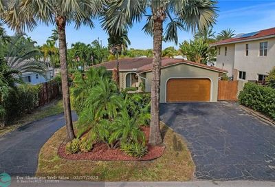 2417 NE 19th Ave Wilton Manors FL 33305