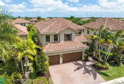 7410 NW 109th Way Parkland FL 33076