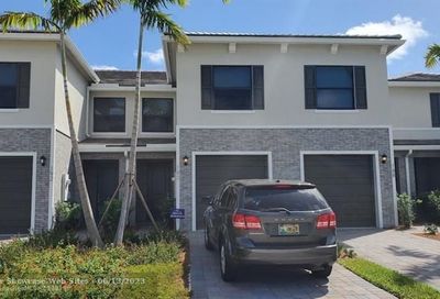 190 SE 5th Ct Deerfield Beach FL 33441