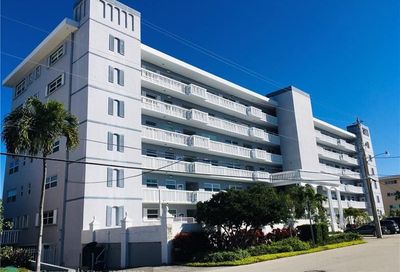 2829 NE 33 Ct Fort Lauderdale FL 33306