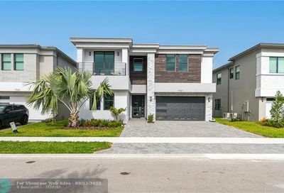 17527 Sparkling River Rd Boca Raton FL 33496
