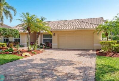 6474 NW 43rd Ct Coral Springs FL 33067
