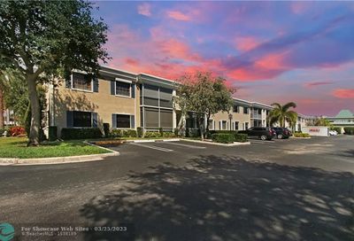 120 Cypress Club Dr Pompano Beach FL 33060