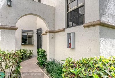 5241 Brisata Cir Boynton Beach FL 33437