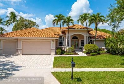 7035 NW 66th Ter Parkland FL 33067