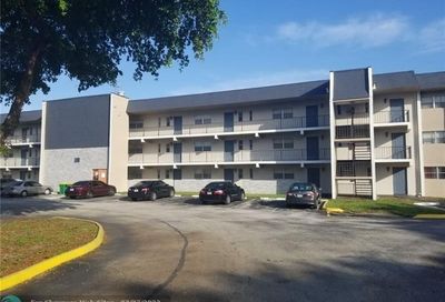 7901 S Colony Circle Tamarac FL 33321