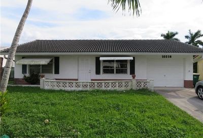 10216 NW 80th Ct Tamarac FL 33321