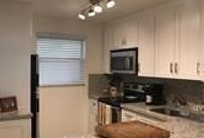2318 S Cypress Bend Dr Pompano Beach FL 33069